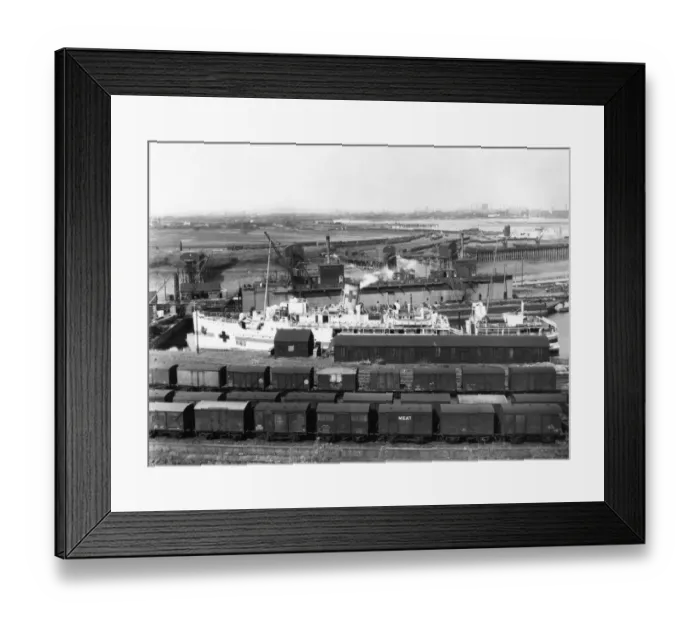 Framed Print : SS St Julien as a hospital ship, at Newport Docks, c. 1940 Framed Print : SS St Julien as a hospital ship, at Newport Docks, c. 1940