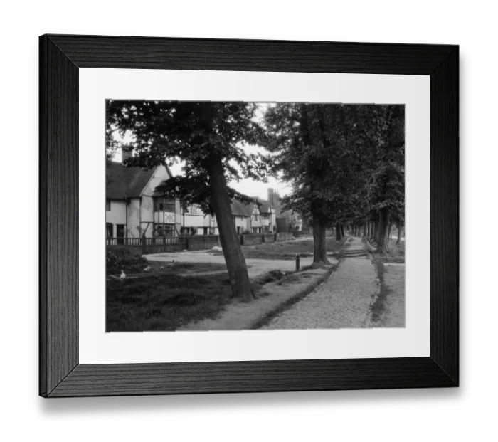 Framed Print : Steventon, Oxfordshire, June 1928 Framed Print : Steventon, Oxfordshire, June 1928