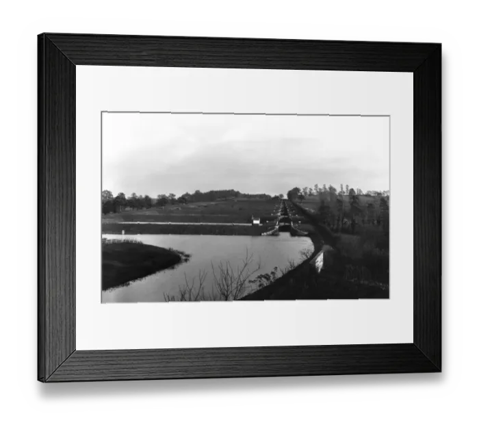 Framed Print : Devizes, Kennet and Avon Canal, Caen Hill Locks