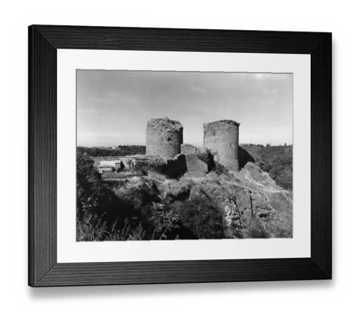 Framed Print : Cilgerran Castle, Pembrokeshire, September 1937 Framed Print : Cilgerran Castle, Pembrokeshire, September 1937