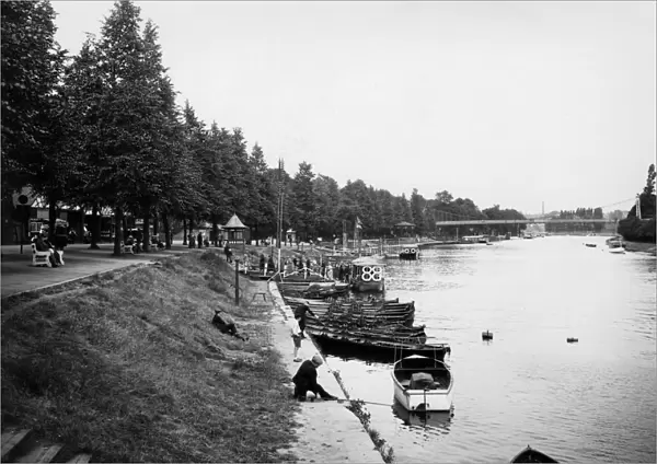 River Dee, Chester, Cheshire, 1935