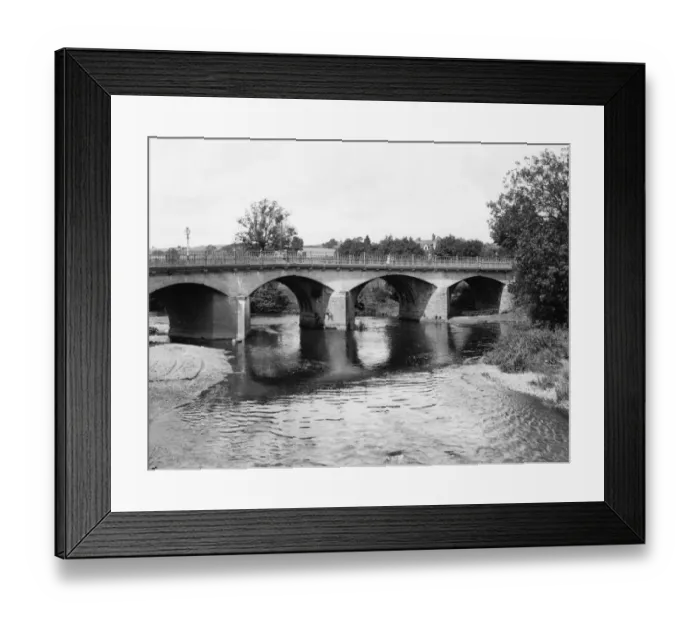 Framed Print : Tenbury Wells, Worcestershire
