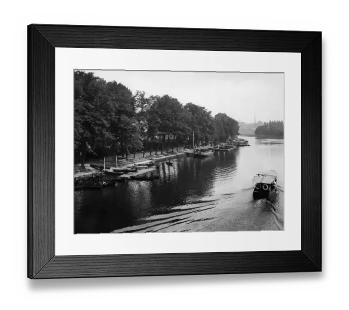 Framed Print : The River Dee at Chester, Cheshire, June 1925