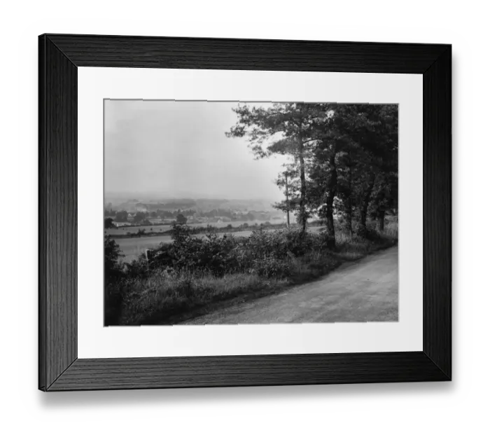 Framed Print : Wellington, viewed from Wrekin Road, Shropshire, August 1925