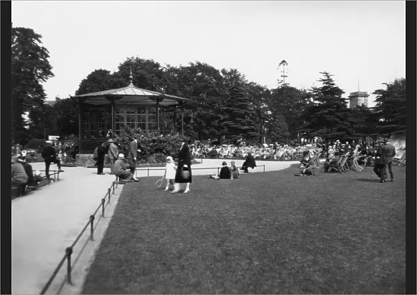 Leamington Spa, Royal Pump Room Garden, July 1927