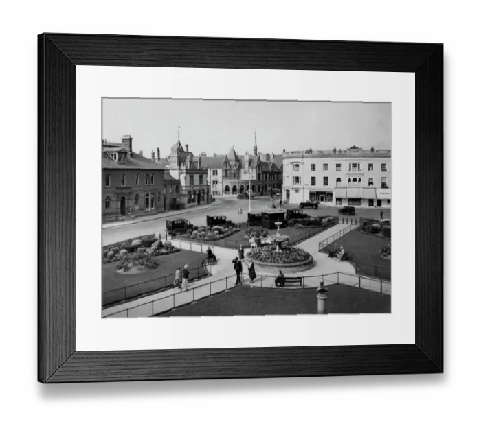 Framed Print : The Square, Barnstaple, September 1934 Framed Print : The Square, Barnstaple, September 1934
