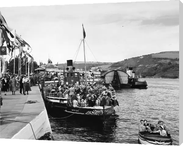 South Embankment, Dartmouth, August 1950