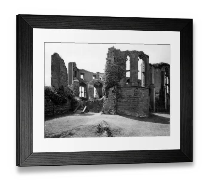 Framed Print : Kenilworth Castle, Warwickshire, July 1935