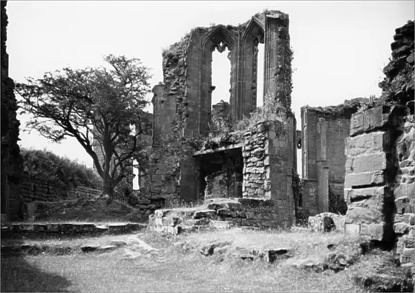 Kenilworth Castle, Warwickshire, 1935
