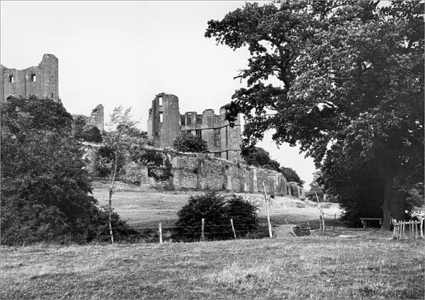 Kenilworth Castle, July 1935