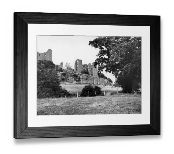 Framed Print : Kenilworth Castle, July 1935 Framed Print : Kenilworth Castle, July 1935