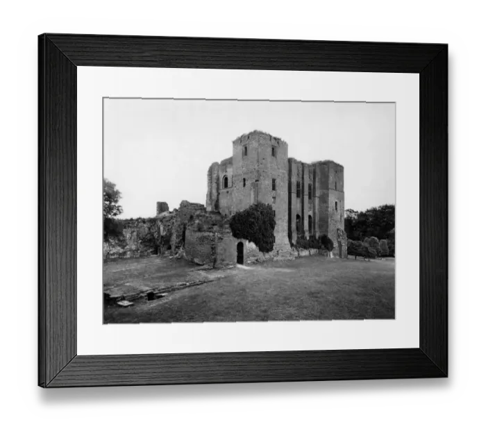Framed Print : Kenilworth Castle, Warwickshire, July 1935