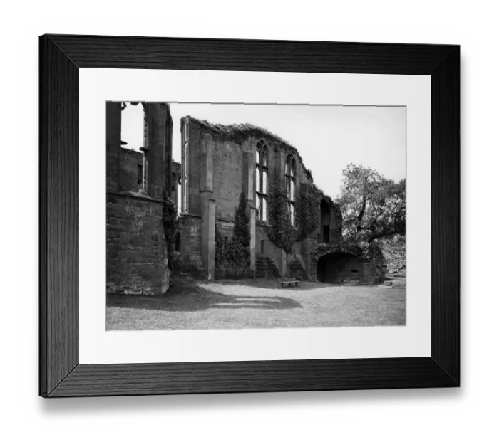 Framed Print : Kenilworth Castle, Warwickshire, July 1935