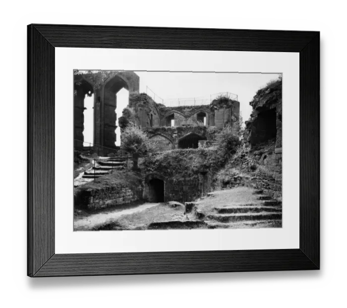 Framed Print : Kenilworth Castle, Warwickshire, July 1935