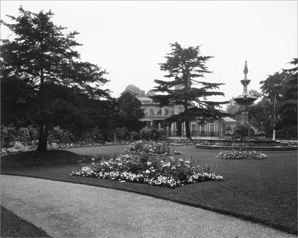 Royal Pump Room & Jephson Gardens, Leamington Spa, July 1927