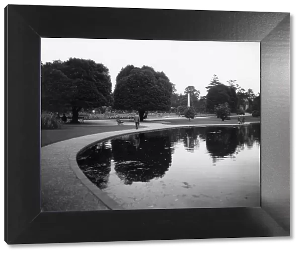 Jephson Gardens, Leamington Spa, June 1927