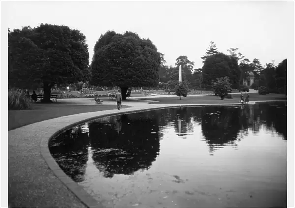 Jephson Gardens, Leamington Spa, June 1927