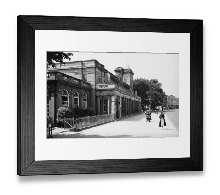 Framed Print : Royal Pump Room at Leamington Spa, Warwickshire
