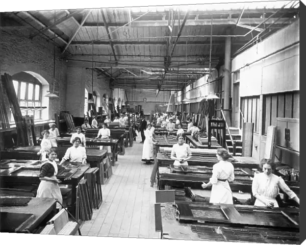 Swindon Works Polishing Shop in 1914