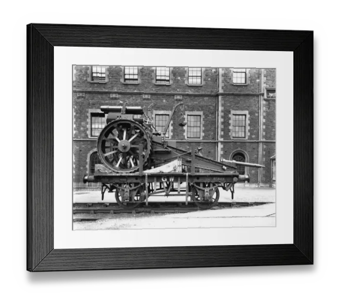 Framed Print : 8in. howitzer gun carriage on an Open B wagon at Swindon Works, c. 1914 Framed Print : 8in. howitzer gun carriage on an Open B wagon at Swindon Works, c. 1914
