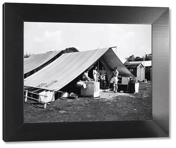 Idler Camp, Shiplake Lock, Oxfordshire, August 1939