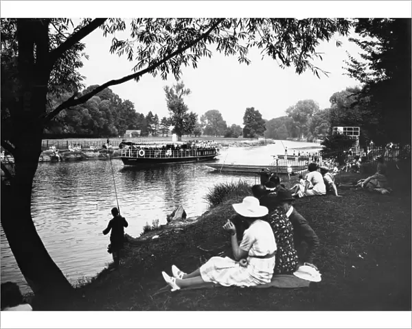 Wallingford, Oxfordshire, August 1937