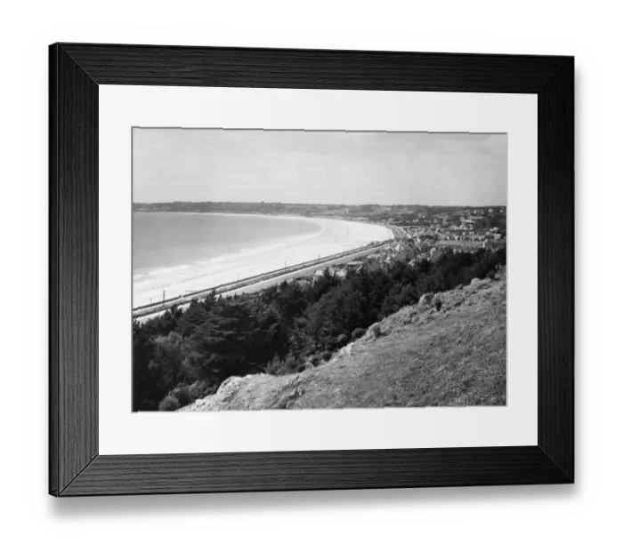 Framed Print : St Aubins Bay, Jersey, c. 1920s