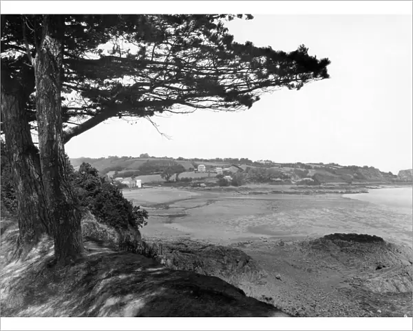St Catherines Bay, Jersey, June 1925