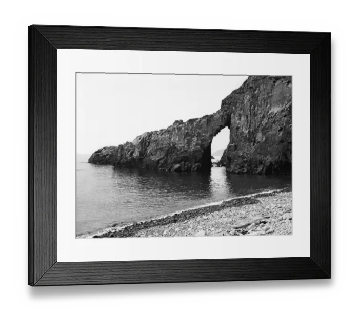 Framed Print : Port du Moulin, Sark, 1925