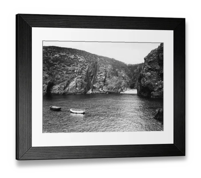 Framed Print : Havre Gosselin, Sark, 1925 Framed Print : Havre Gosselin, Sark, 1925