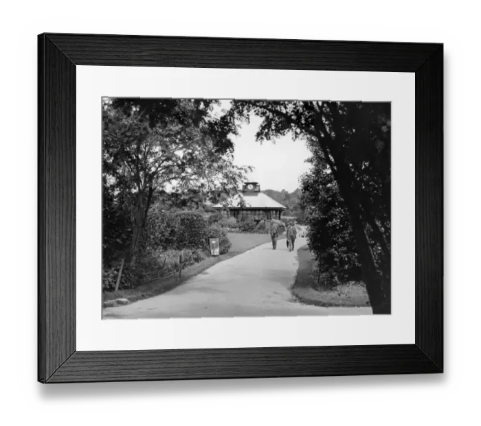 Framed Print : Victoria Park, Bideford, Devon, c. 1930s
