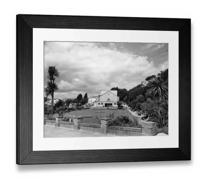Framed Print : Exmouth Pavilion, Devon, July 1950 Framed Print : Exmouth Pavilion, Devon, July 1950
