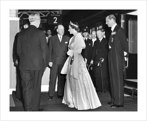 The Queen & Prince Philip at Worcester Shrub Hill Station, April 1957