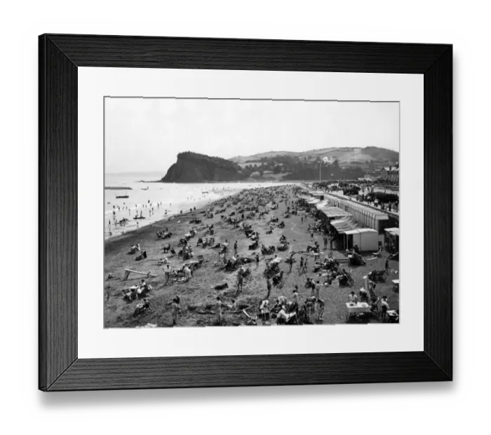 Framed Print : Teignmouth Beach, Devon, August 1937 Framed Print : Teignmouth Beach, Devon, August 1937