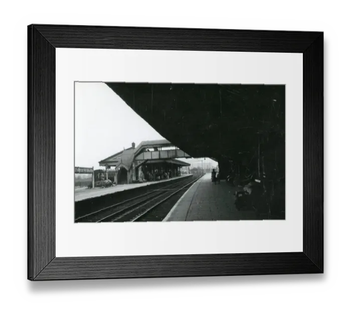 Framed Print : Stratford on Avon Station, 1956 Framed Print : Stratford on Avon Station, 1956