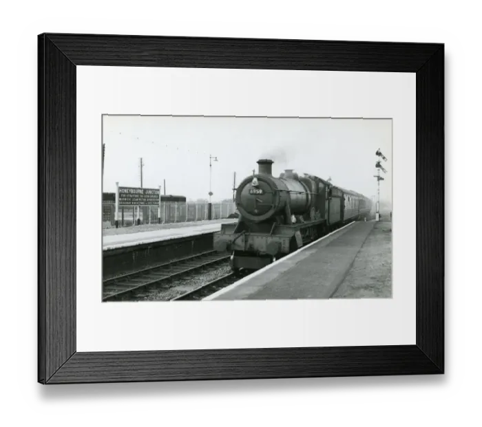 Framed Print : Loco No 6959 Peatling Hall, at Honeybourne Junction Framed Print : Loco No 6959 Peatling Hall, at Honeybourne Junction