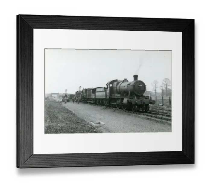 Framed Print : Loco No. 4358, at Weston-Sub-Edge Framed Print : Loco No. 4358, at Weston-Sub-Edge