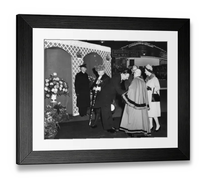 Framed Print : Bristol Temple Meads, Queens Visit, 5th December 1958