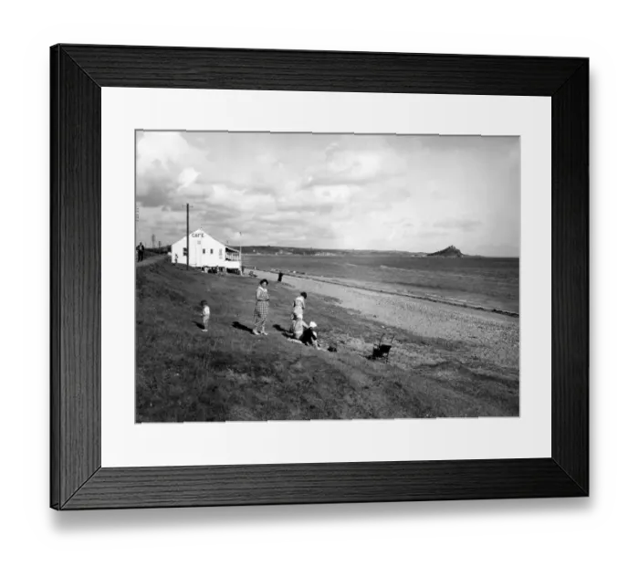 Framed Print : Eastern Green Beach and St Michaels Mount from Penzance, c. 1934