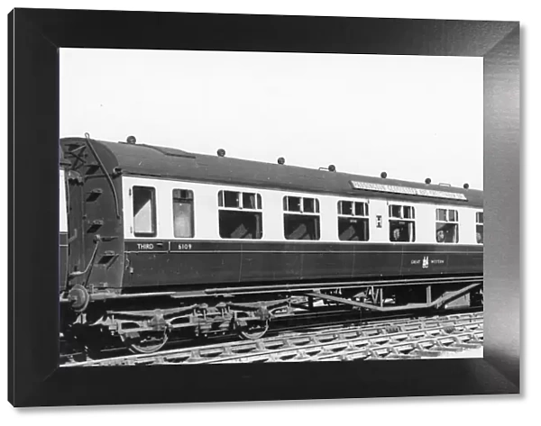 No. 6109 Corridor Composite Carriage, 1937