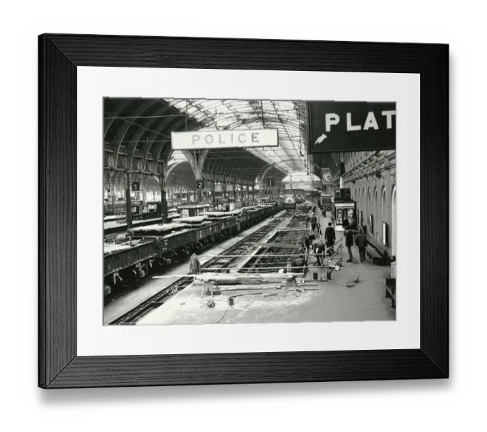 Framed Print : Paddington Station, Platform 1 Reconstruction, 1967 Framed Print : Paddington Station, Platform 1 Reconstruction, 1967