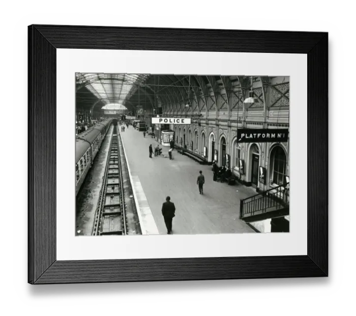 Framed Print : Paddington Station, Platform 1 Reconstruction, 1967 Framed Print : Paddington Station, Platform 1 Reconstruction, 1967