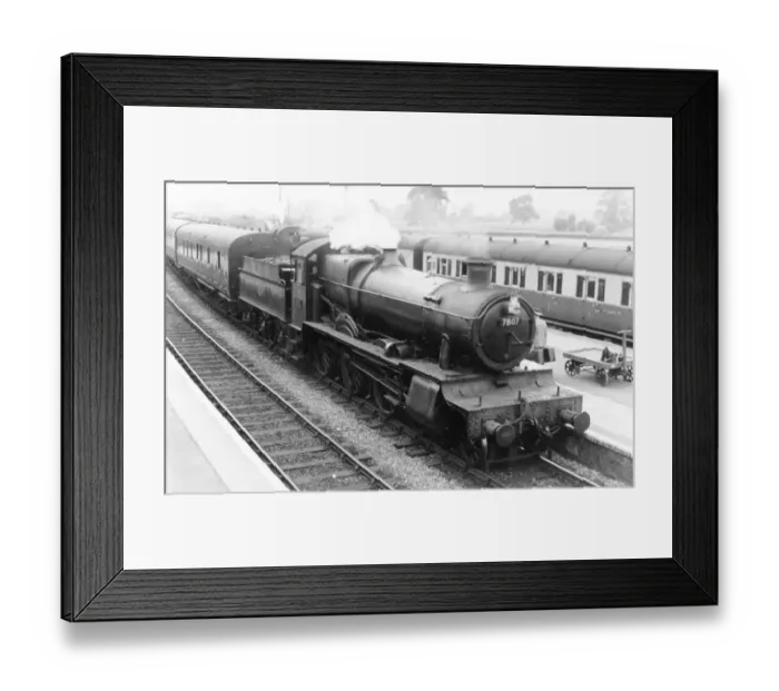 Framed Print : Manor class locomotive, No. 7087, Compton Manor Framed Print : Manor class locomotive, No. 7087, Compton Manor