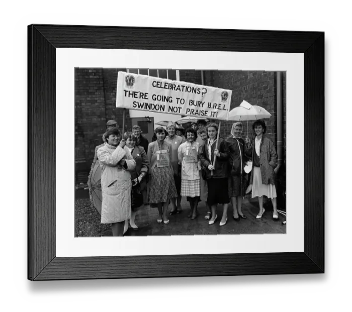 Framed Print : Women protesting against the closure of Swindon Works, 1985