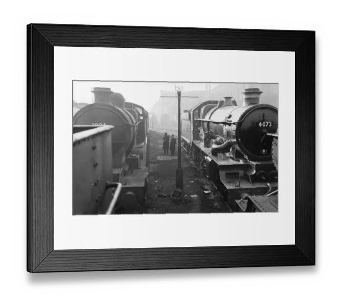 Framed Print : Caerphilly Castle, Locomotive No. 4073 Framed Print : Caerphilly Castle, Locomotive No. 4073