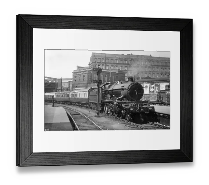 Framed Print : Caldicot Castle, Loco No. 4074 Framed Print : Caldicot Castle, Loco No. 4074