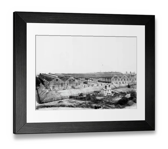 Framed Print : The building of 24 Shop (Stage 5)