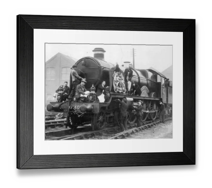 Framed Print : Locomotive No 4082, Windsor Castle, c. 1920s Framed Print : Locomotive No 4082, Windsor Castle, c. 1920s