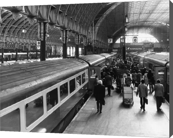 Platform 6 and 7 at Paddington Station, 1979