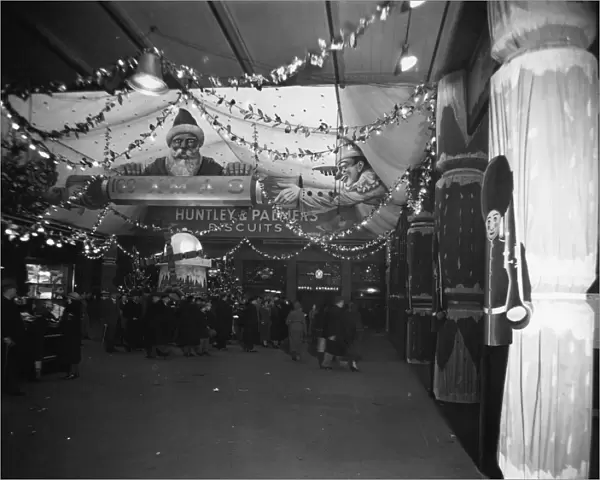 Christmas Decorations at Paddington Station, December 1935